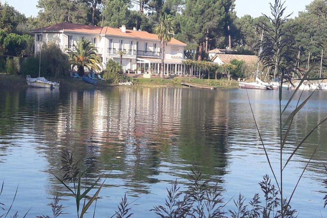 La Caravelle Logis Hotel Biscarrosse Bagian luar foto