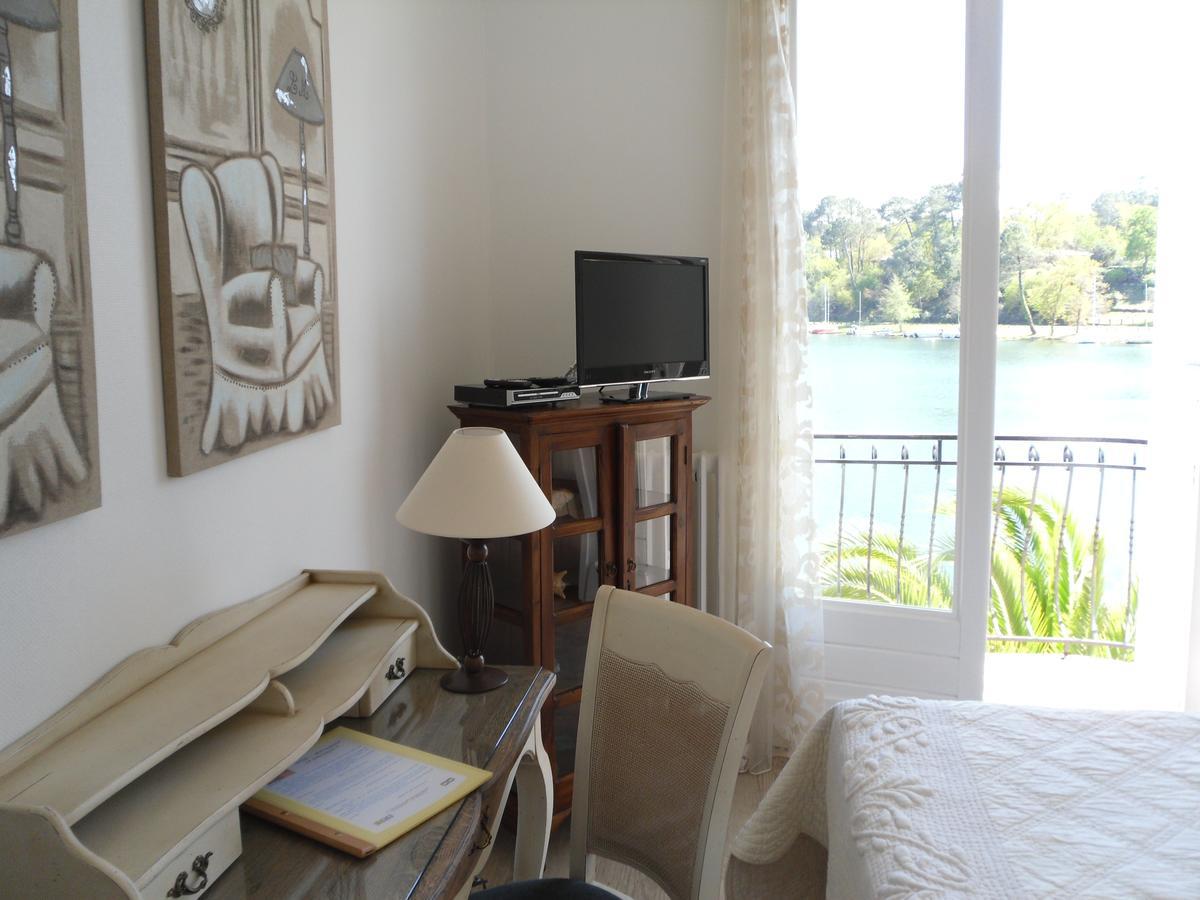 La Caravelle Logis Hotel Biscarrosse Bagian luar foto