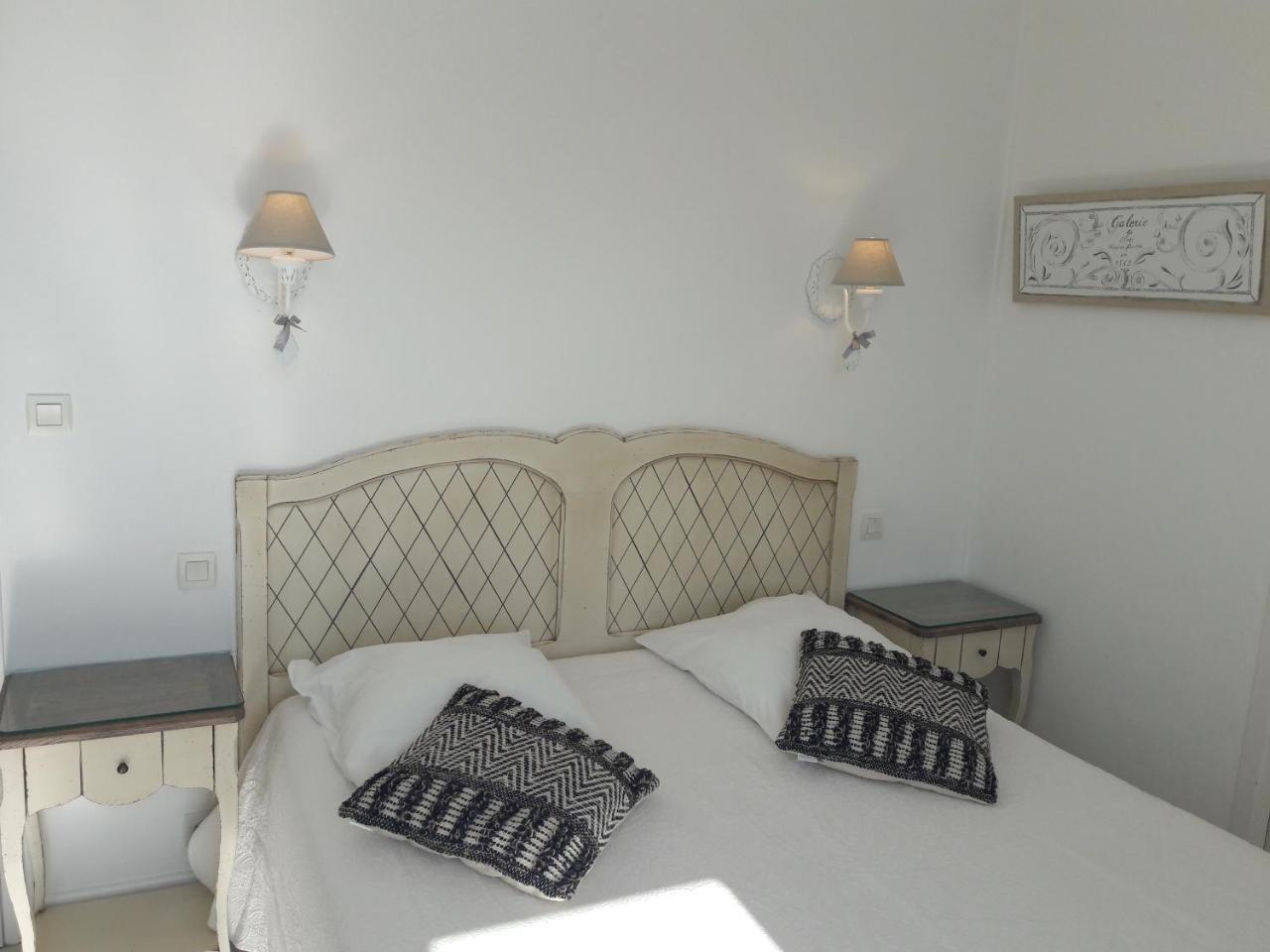 La Caravelle Logis Hotel Biscarrosse Bagian luar foto